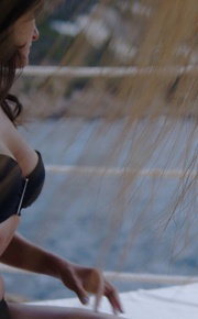 Sofia escort Paris