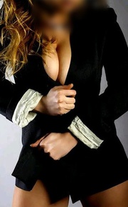 Hot Independent Blonde _Nicole_
